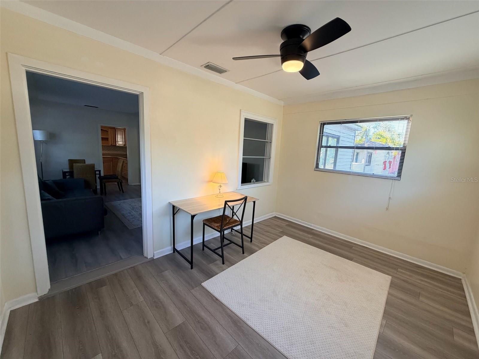 Image 3 of 12 For 830 47th Avenue N