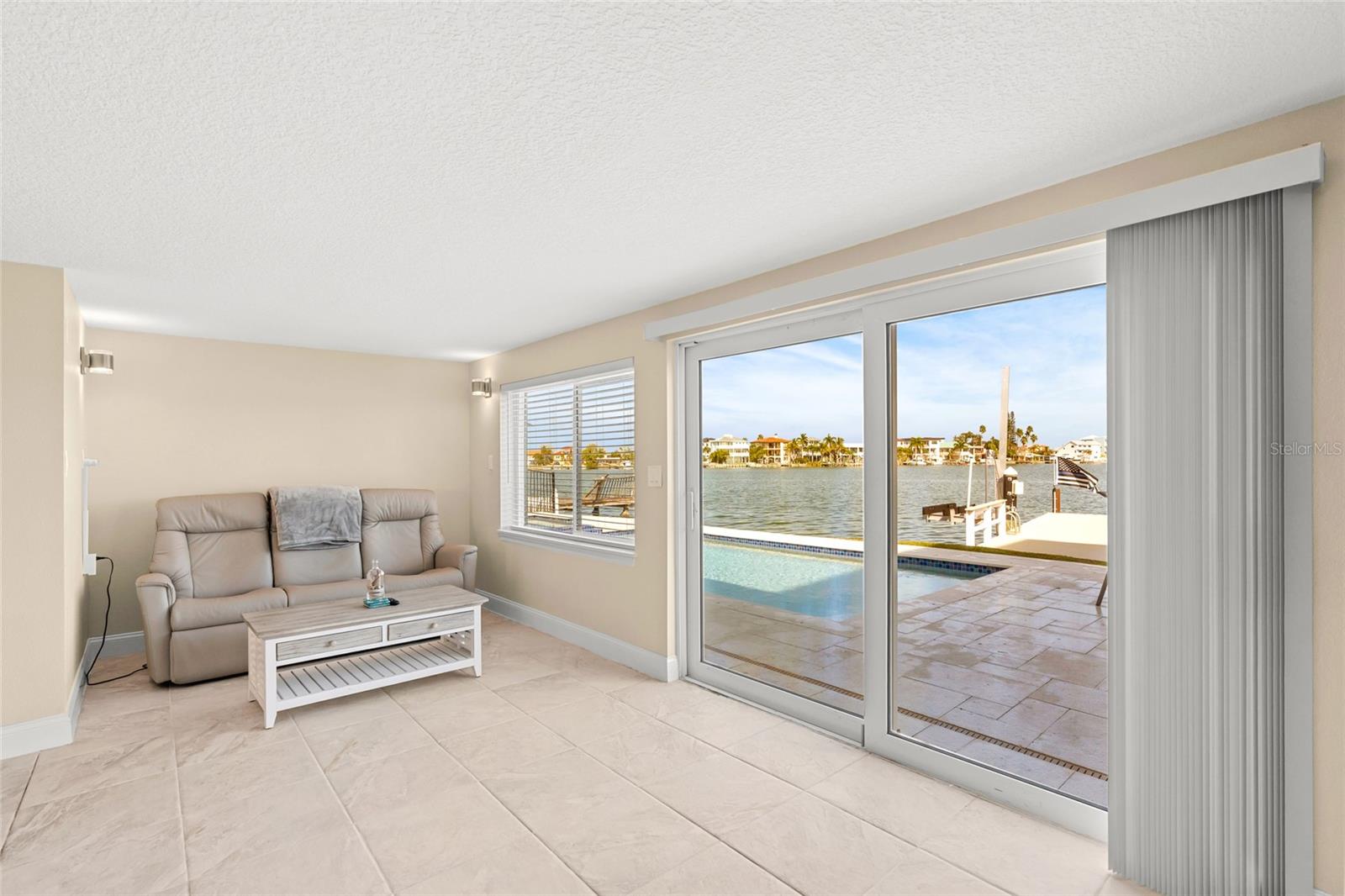 Image 17 of 39 For 14103 Parsley Drive