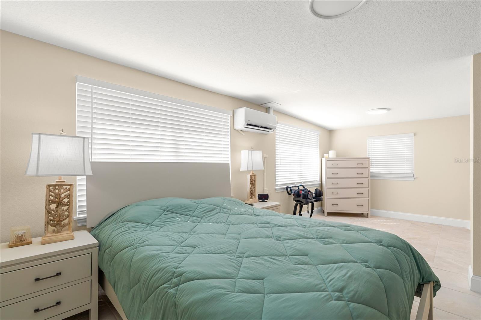 Image 27 of 39 For 14103 Parsley Drive