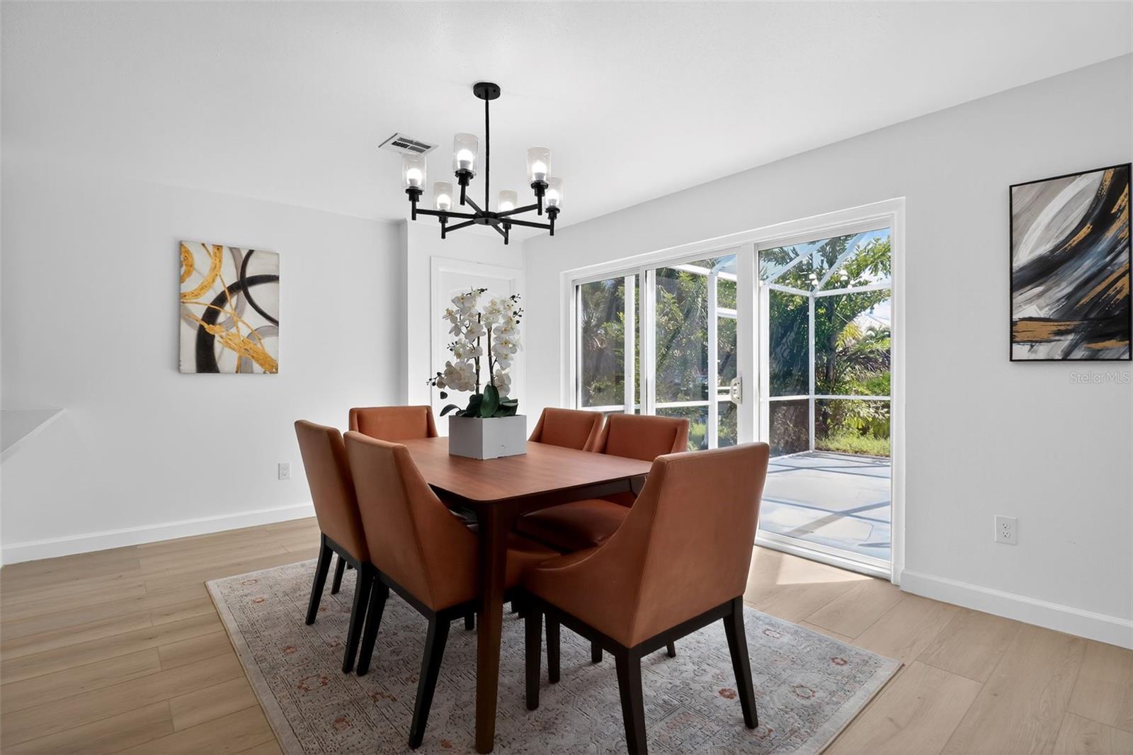 Image 11 of 30 For 4210 Palm Drive