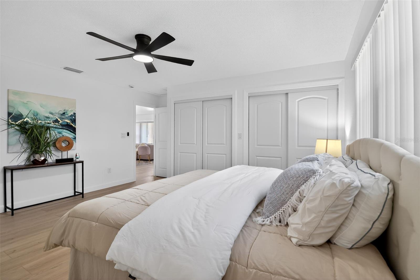 Image 16 of 30 For 4210 Palm Drive