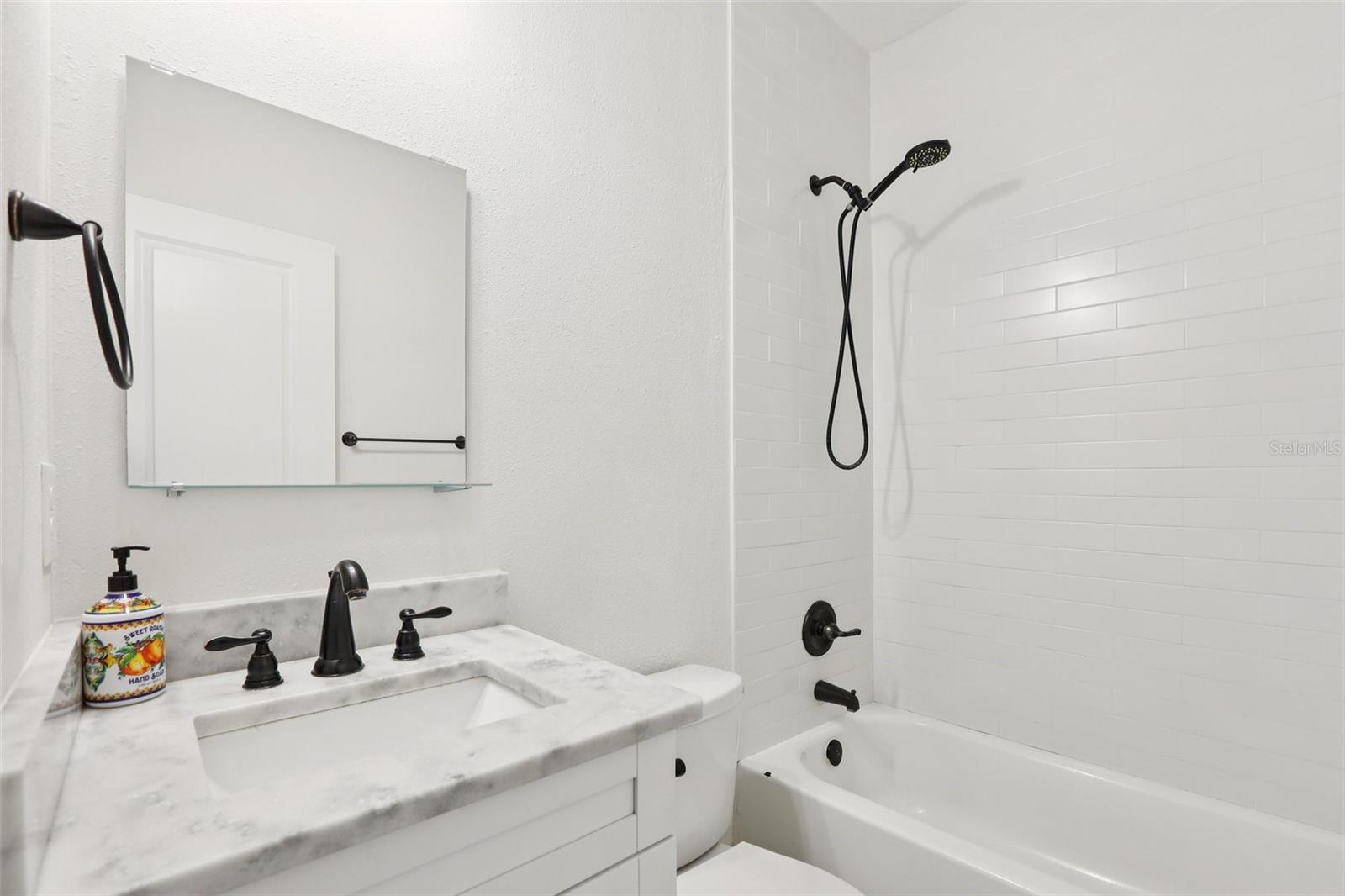 Image 27 of 43 For 1209 E 17th Ave Avenue