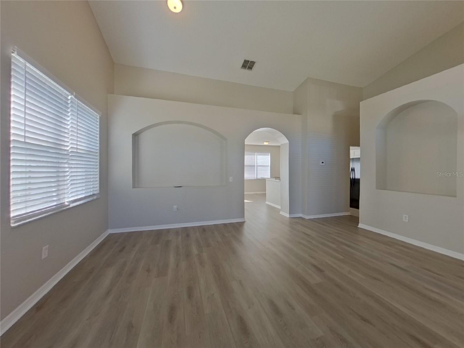 Image 2 of 18 For Address Not Provided