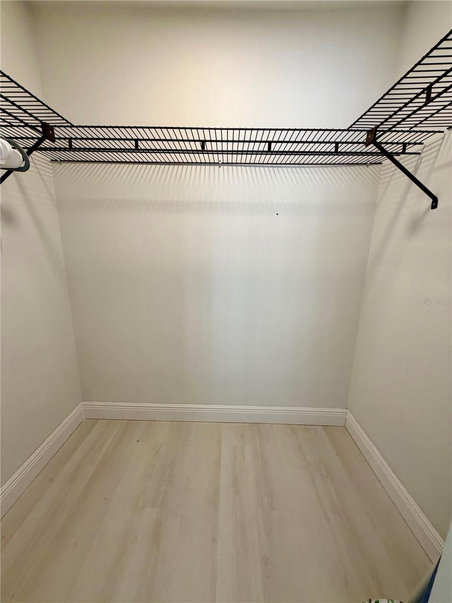 Listing photo id 8 for 29230 Bay Hollow Drive 3282