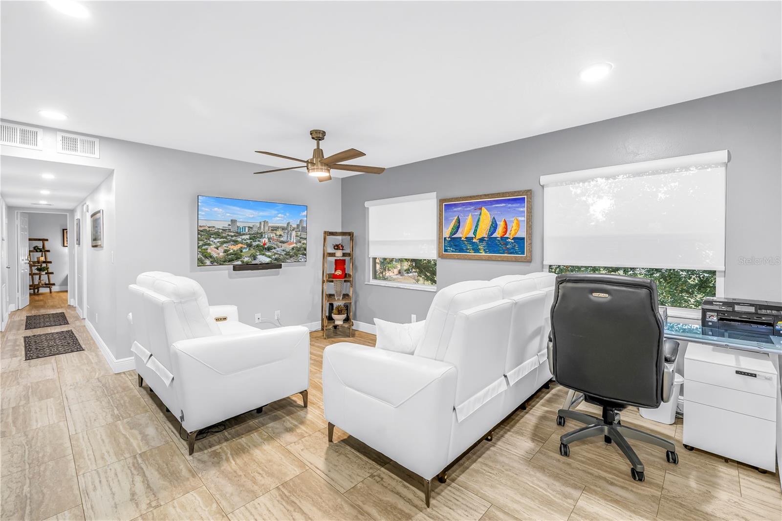 Image 4 of 27 For 224 6th Avenue N 7