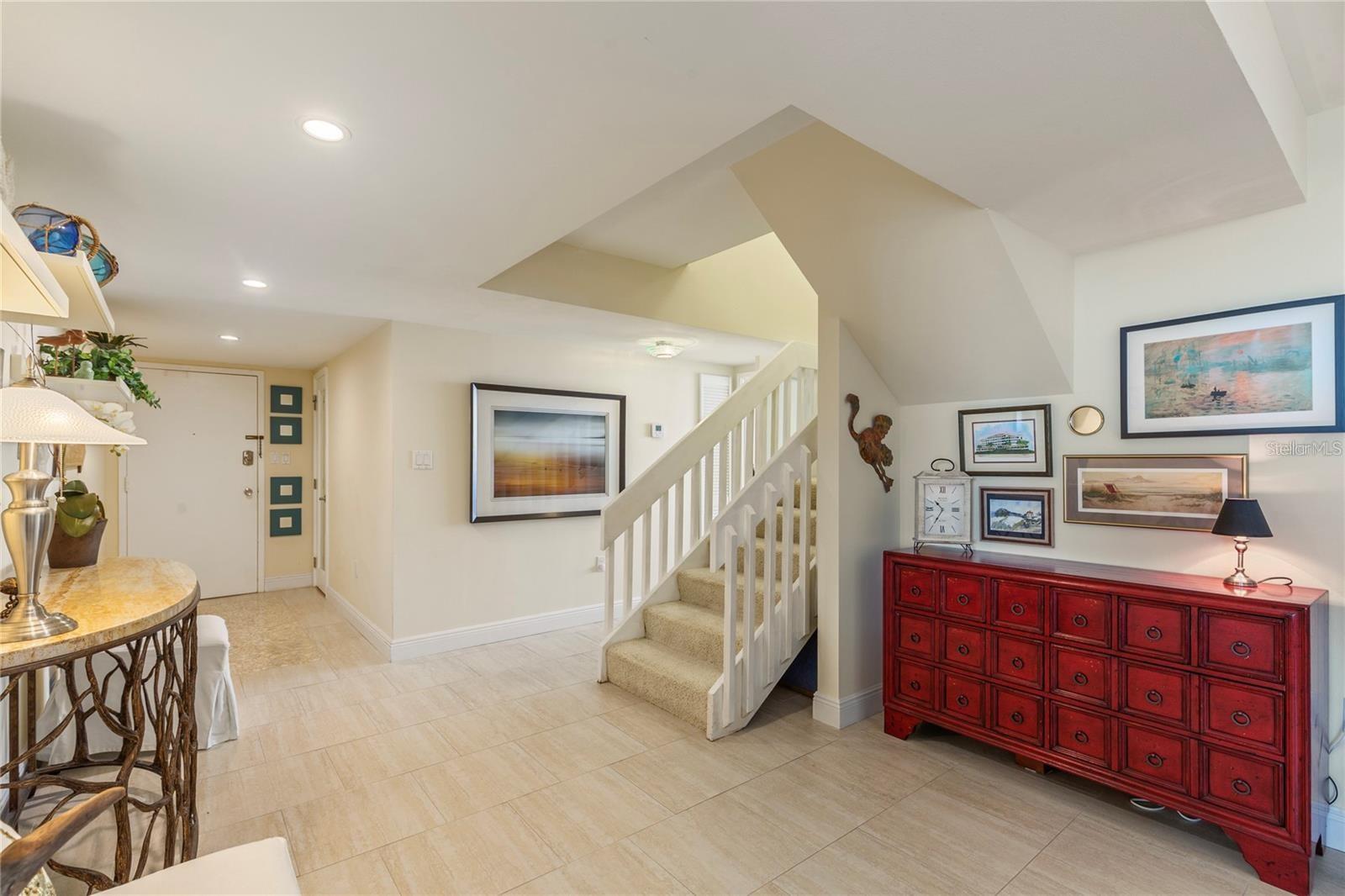 Image 5 of 43 For 440 Gulfview Boulevard 1705