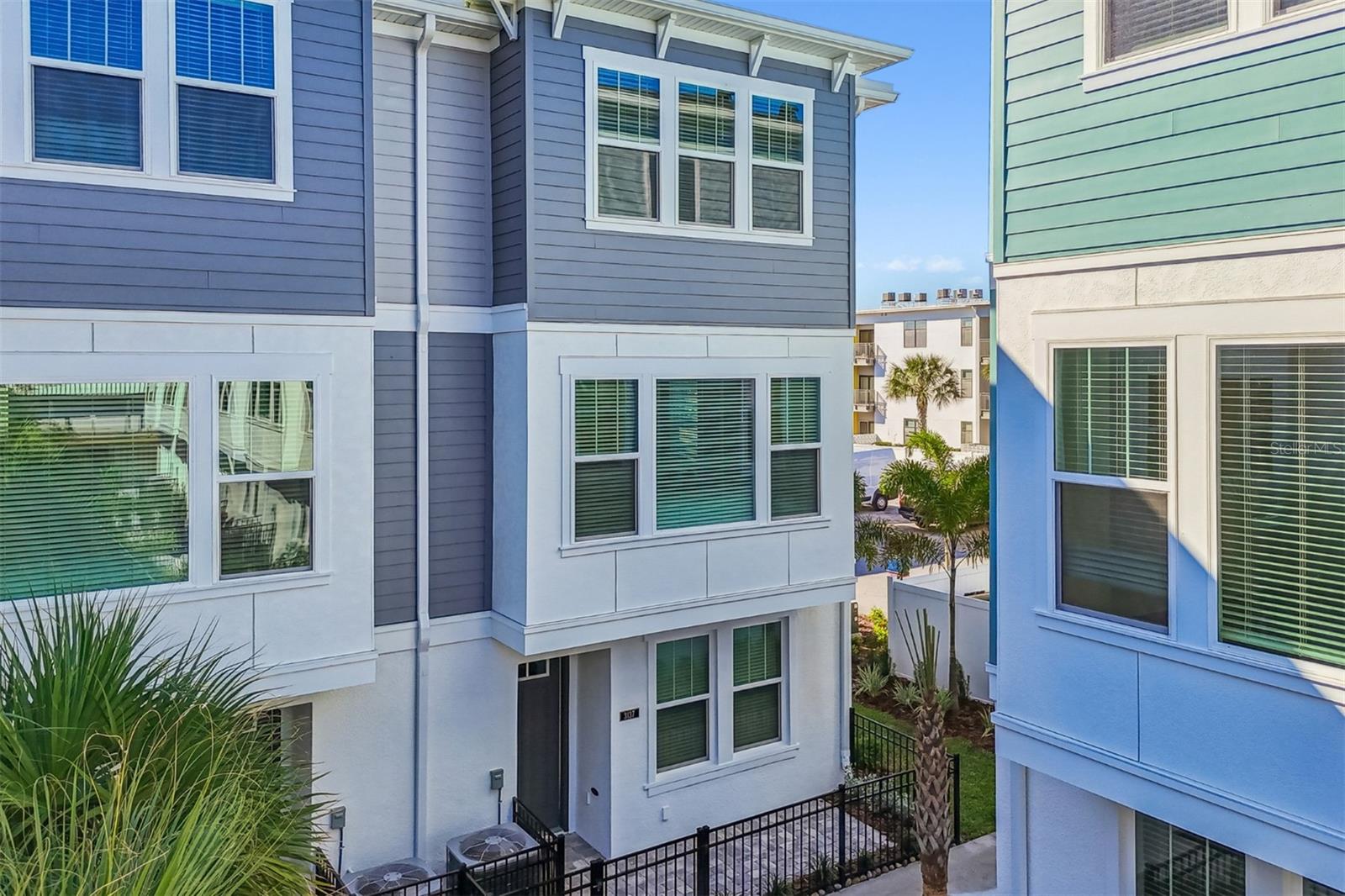 Details for 3137 4th Terrace N, ST PETERSBURG, FL 33713