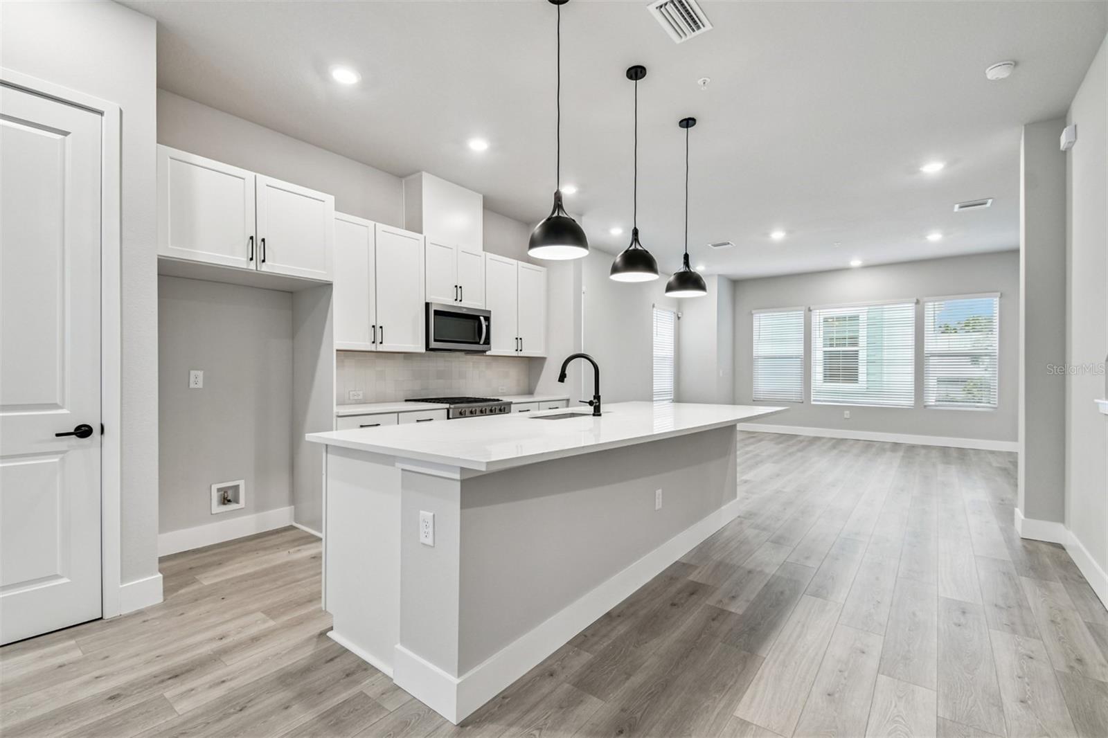 Image 10 of 44 For 3137 4th Terrace N