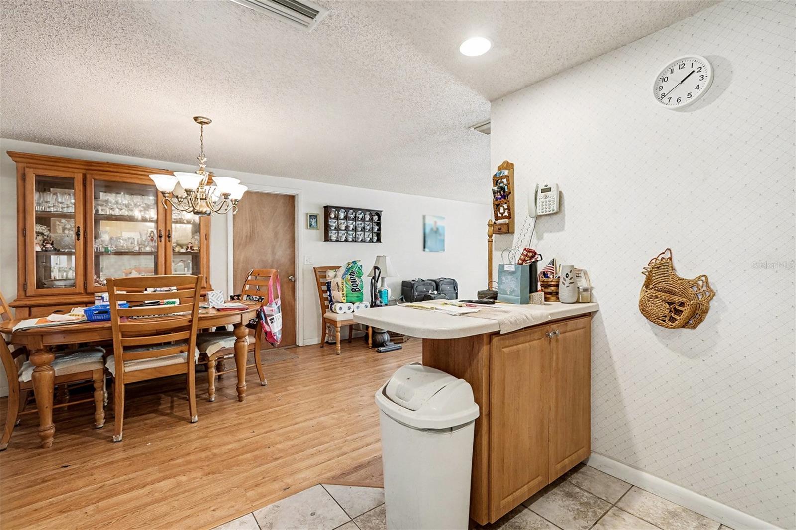 Image 15 of 38 For 4760 Seville Drive