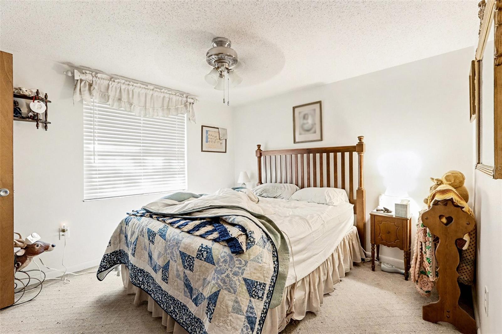 Image 16 of 38 For 4760 Seville Drive