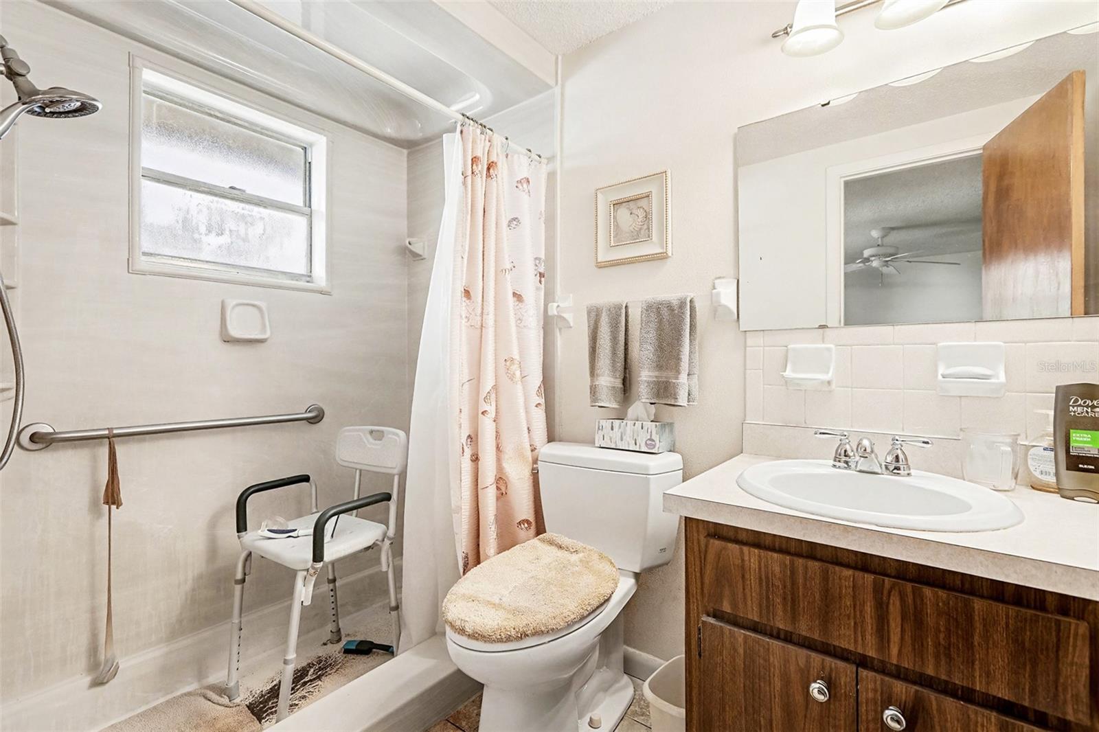 Image 21 of 38 For 4760 Seville Drive