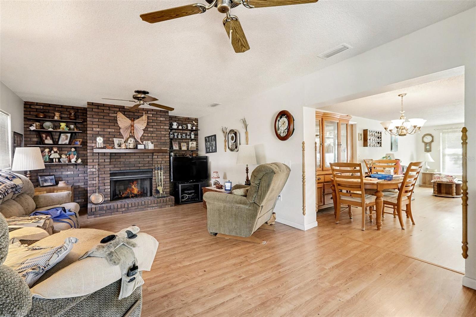 Image 6 of 38 For 4760 Seville Drive