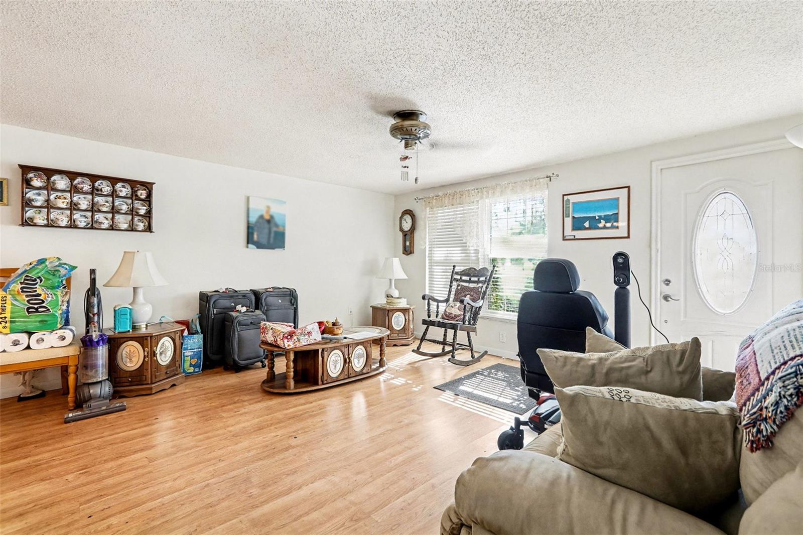 Image 7 of 38 For 4760 Seville Drive