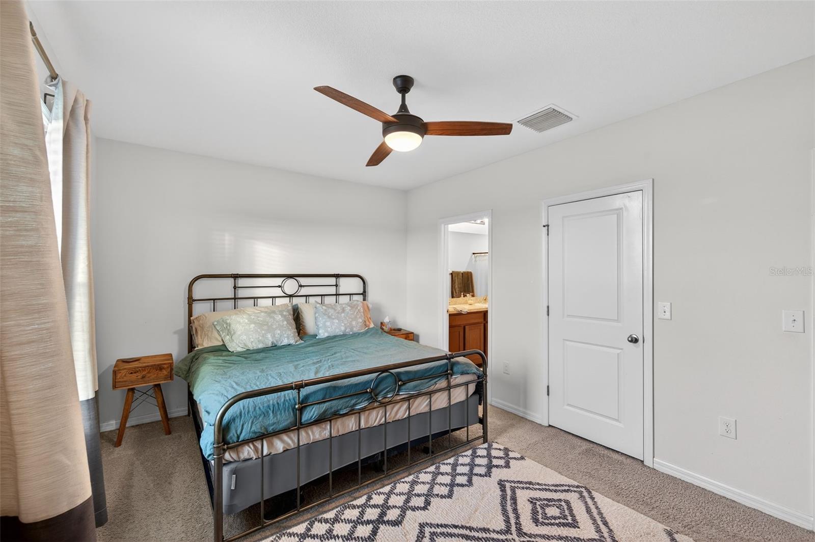 Image 22 of 55 For 2779 Suncoast Blend Drive