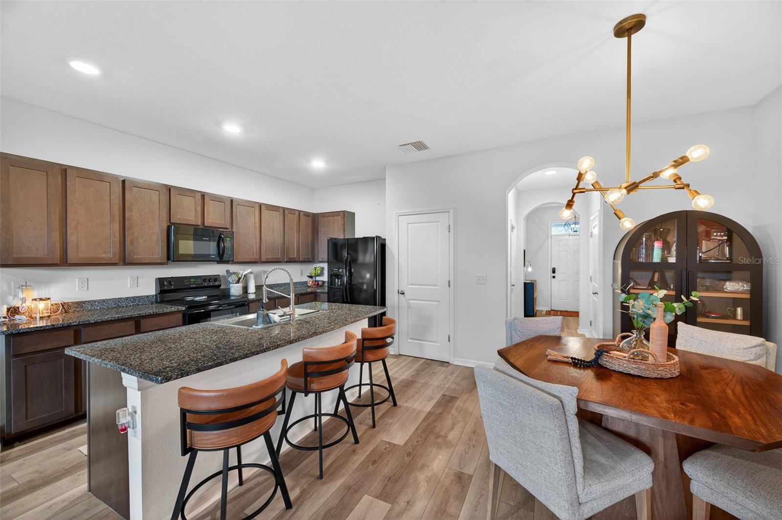 Image 4 of 55 For 2779 Suncoast Blend Drive