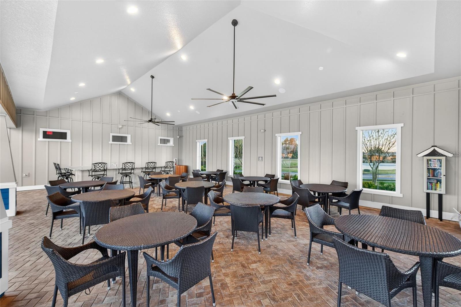 Image 40 of 55 For 2779 Suncoast Blend Drive