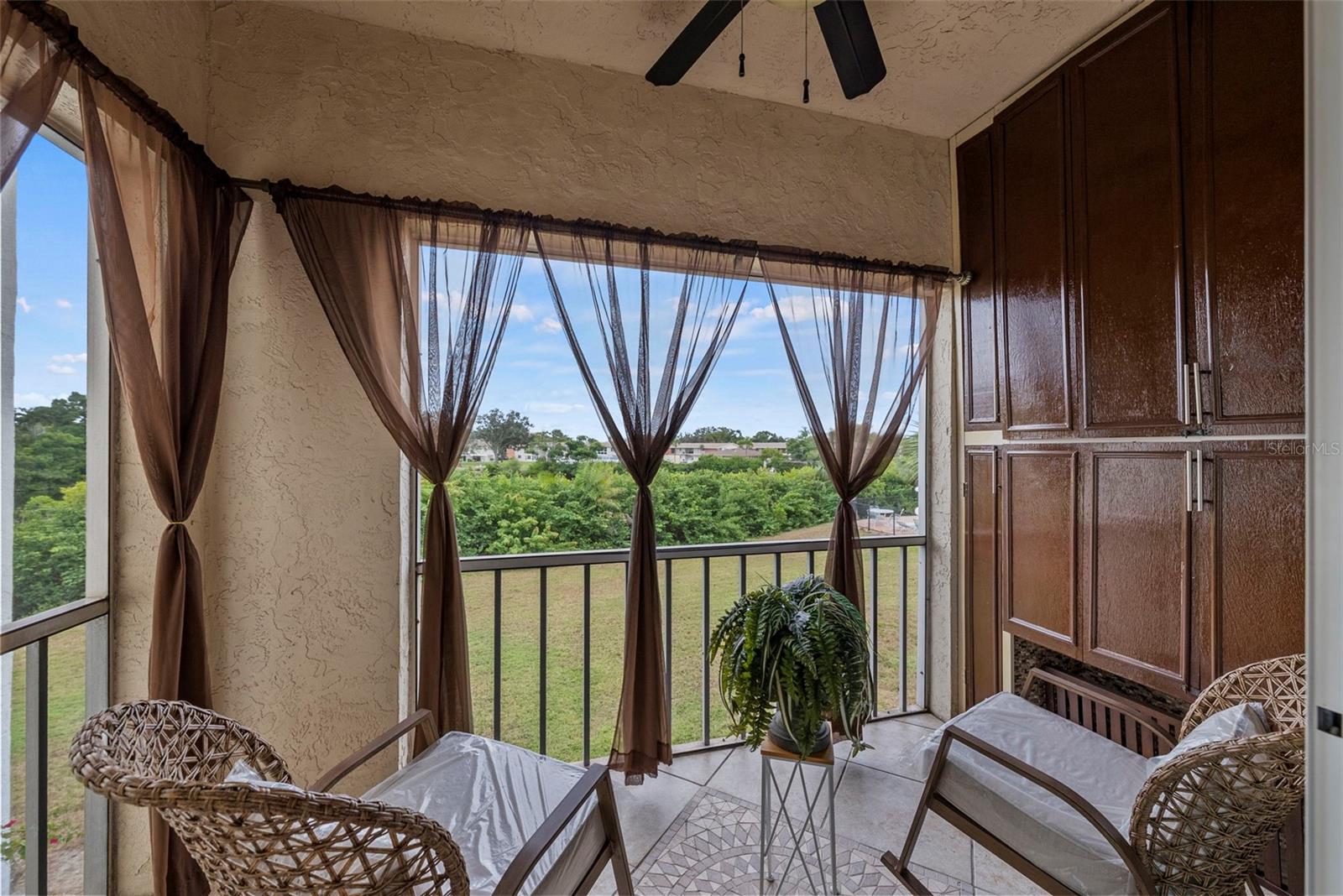 Image 19 of 26 For 1860 Massachusetts Avenue Ne 206