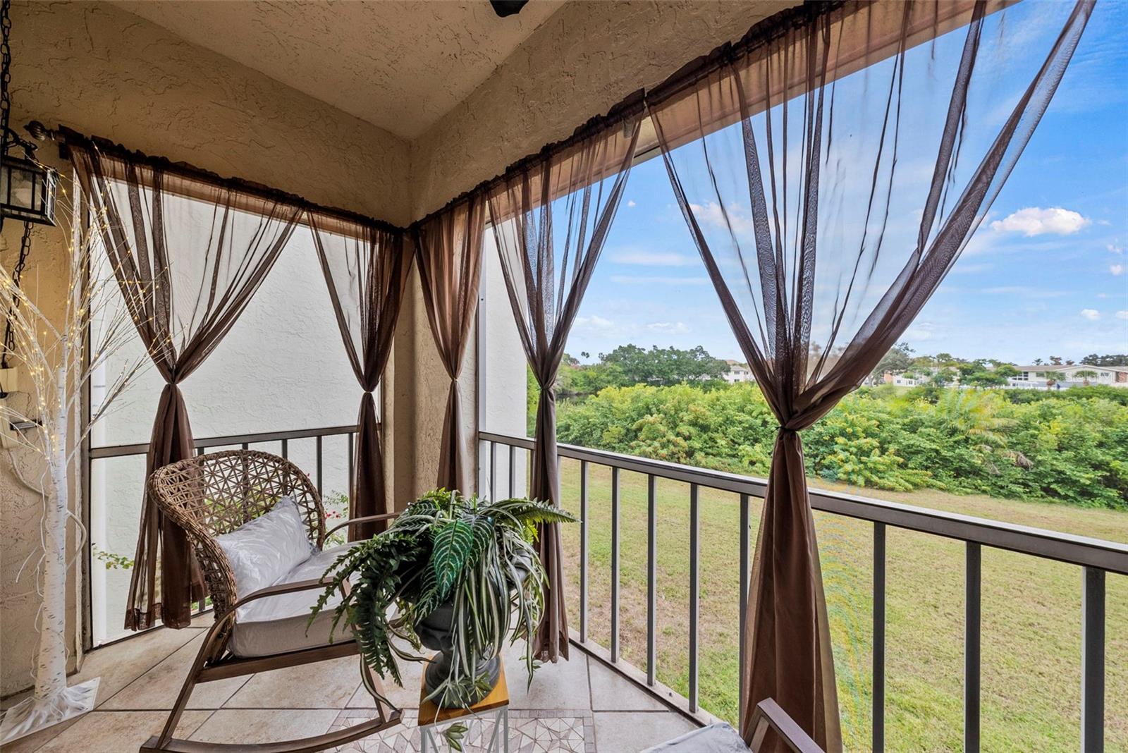 Image 21 of 26 For 1860 Massachusetts Avenue Ne 206