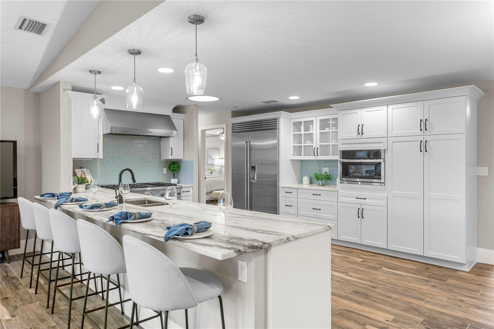 Image 17 of 92 For 1320 52nd Avenue Ne