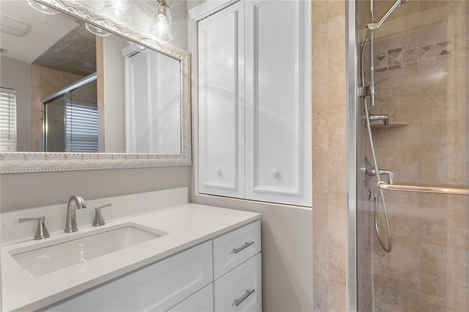 Image 33 of 92 For 1320 52nd Avenue Ne