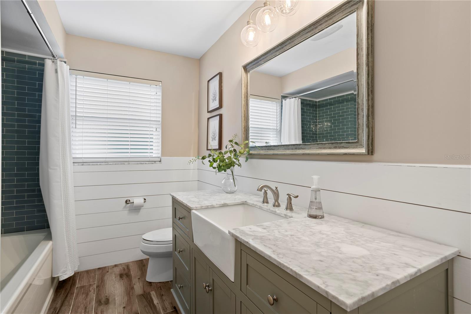 Image 38 of 92 For 1320 52nd Avenue Ne