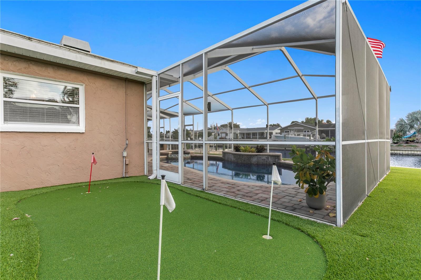 Image 54 of 92 For 1320 52nd Avenue Ne