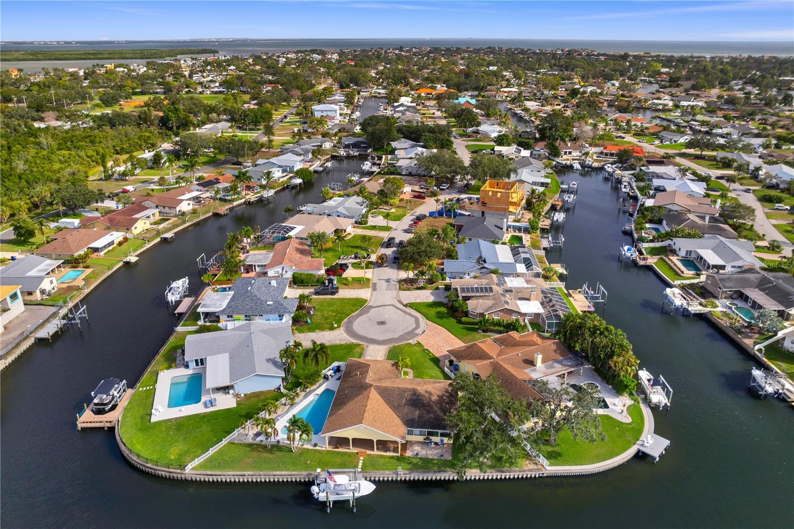 Image 75 of 92 For 1320 52nd Avenue Ne