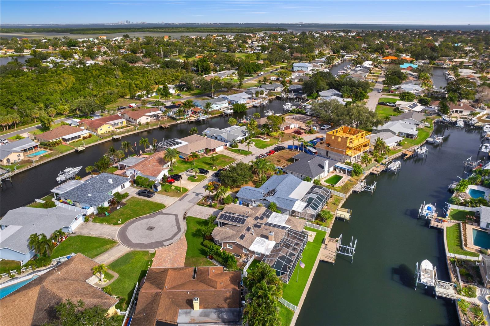 Image 76 of 92 For 1320 52nd Avenue Ne