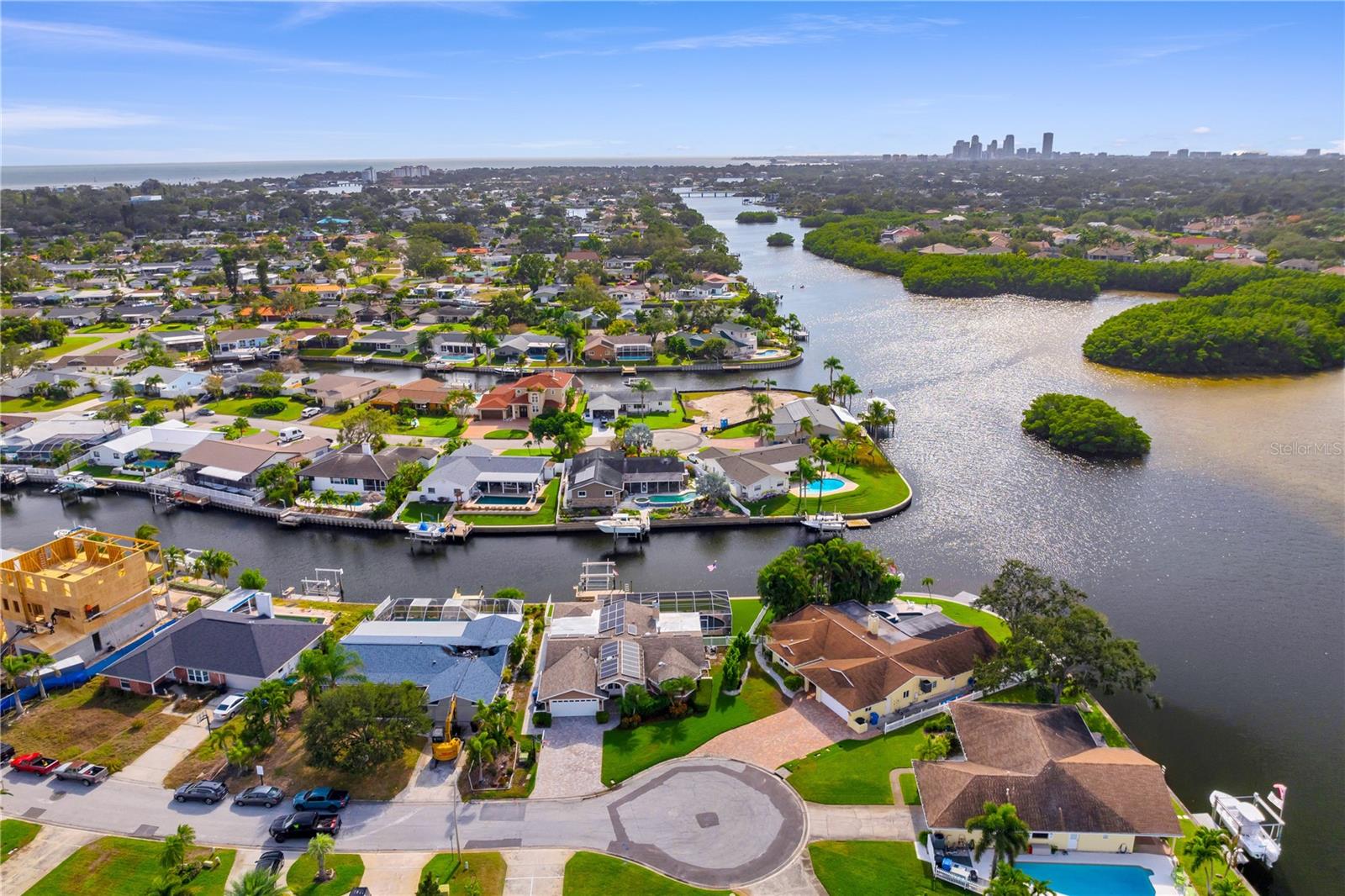 Image 81 of 92 For 1320 52nd Avenue Ne