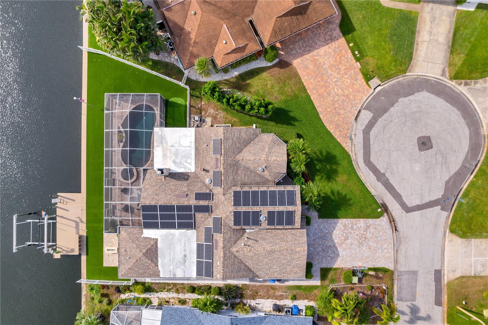 Image 82 of 92 For 1320 52nd Avenue Ne