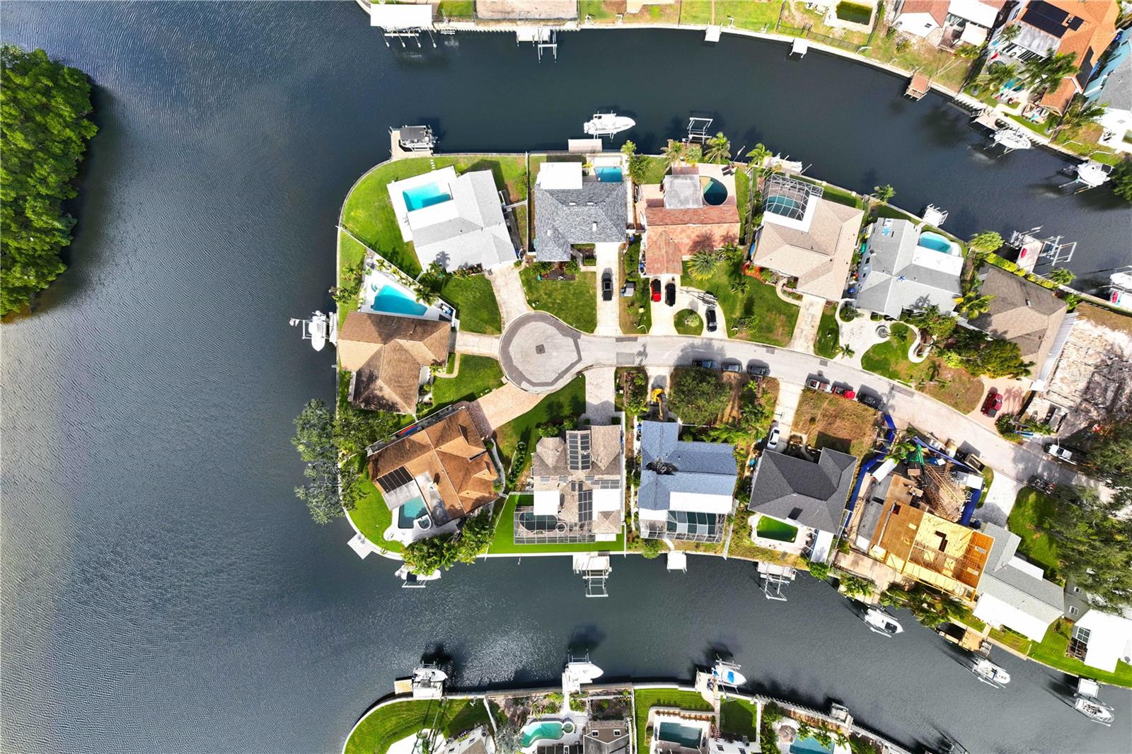 Image 83 of 92 For 1320 52nd Avenue Ne