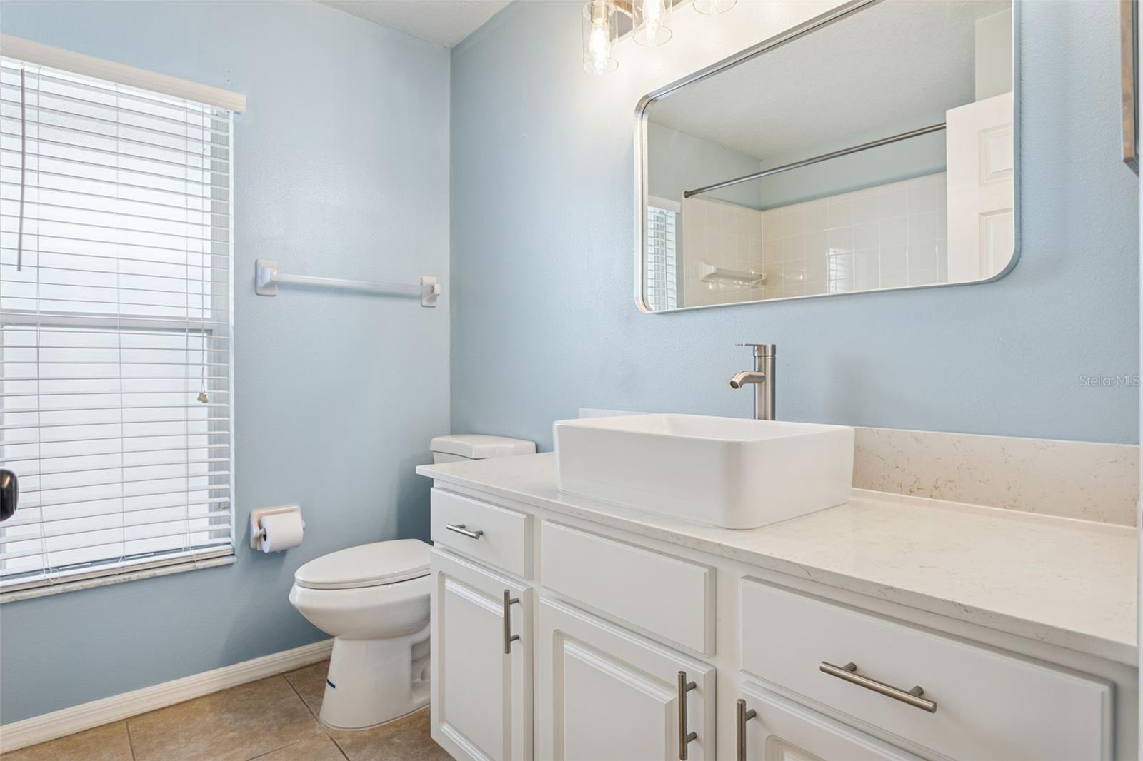 Listing photo id 13 for 29233 Birds Eye Drive