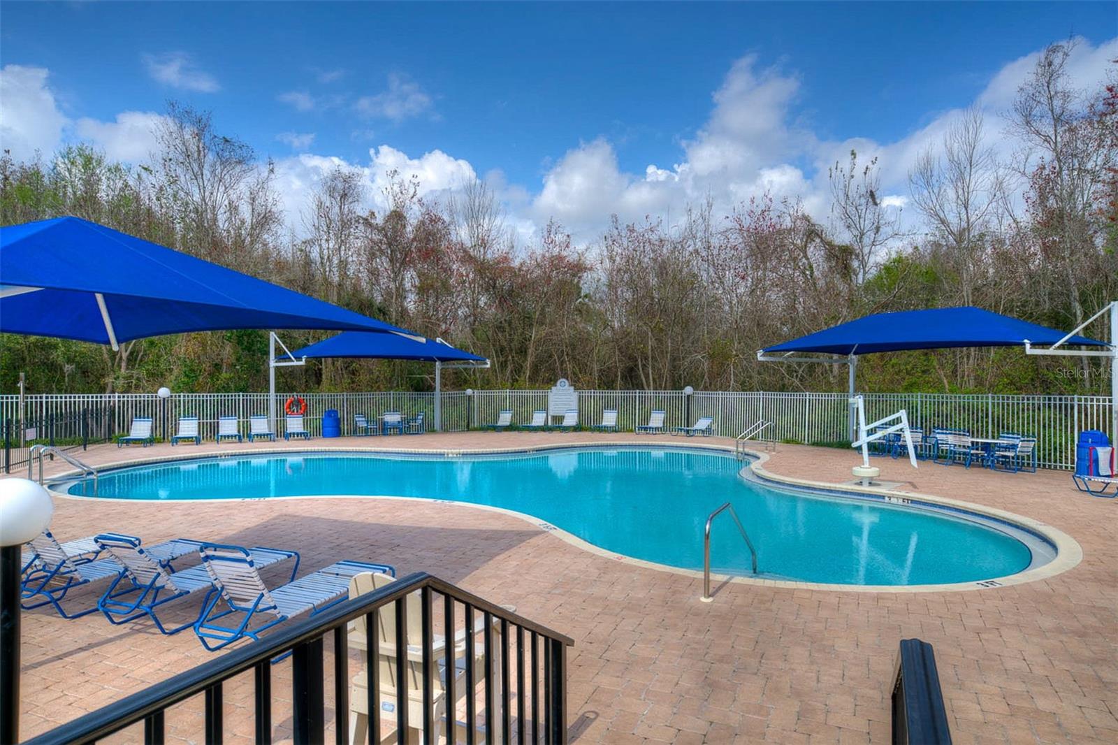 Listing photo id 28 for 29233 Birds Eye Drive