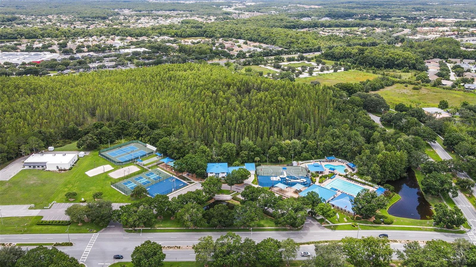 Listing photo id 36 for 29233 Birds Eye Drive