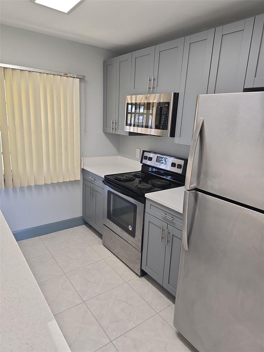 Image 8 of 22 For 5005 Stolls Avenue