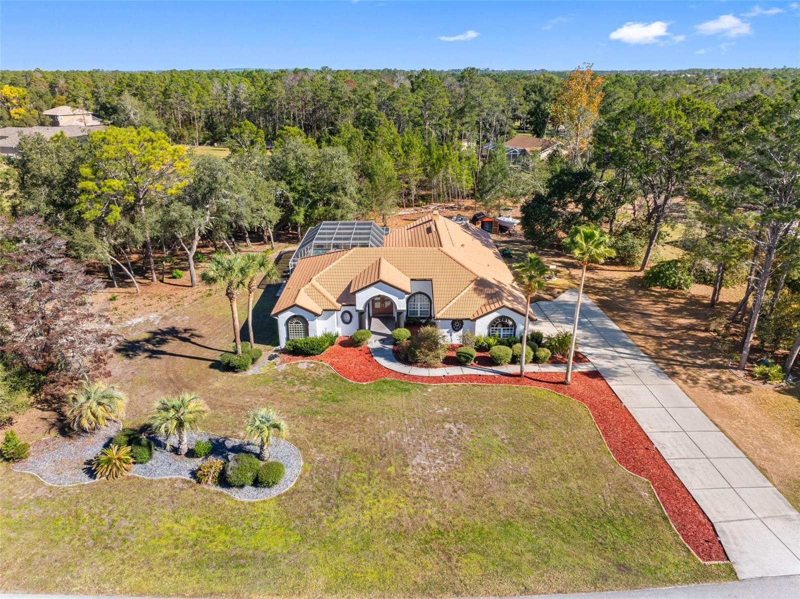 Listing photo id 1 for 9336 Tooke Shore Drive