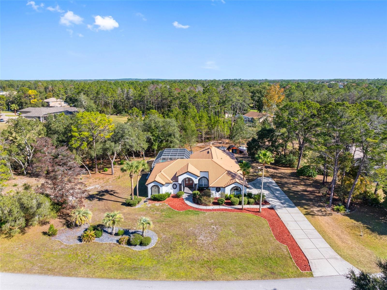 Listing photo id 37 for 9336 Tooke Shore Drive