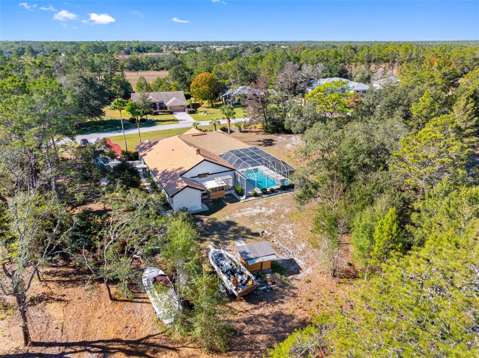 Listing photo id 42 for 9336 Tooke Shore Drive