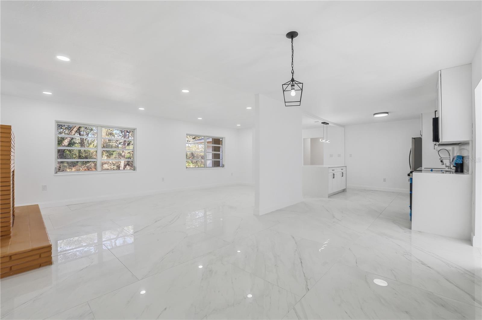 Image 10 of 43 For 34582 Orchid Parkway