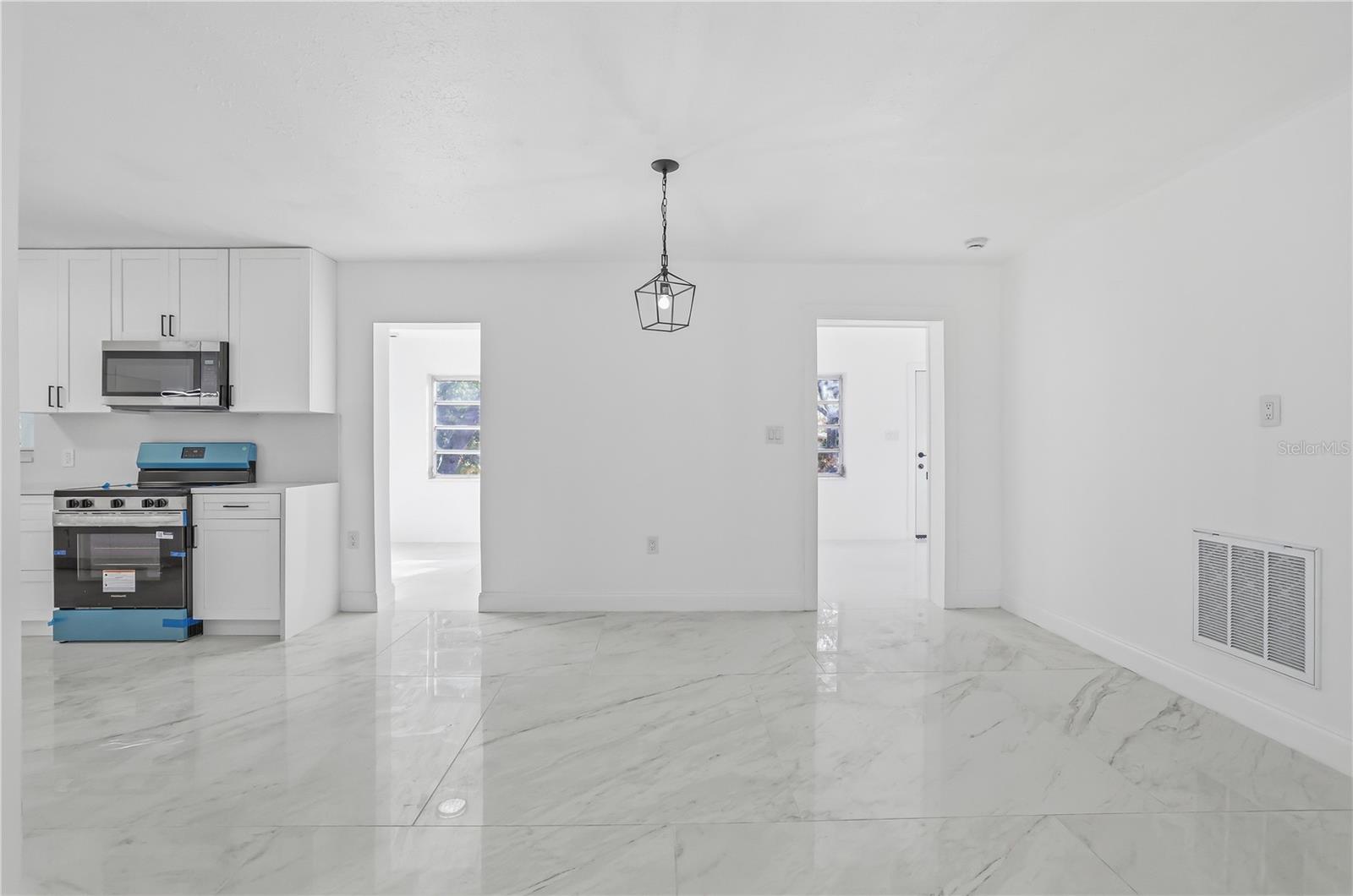 Image 13 of 43 For 34582 Orchid Parkway