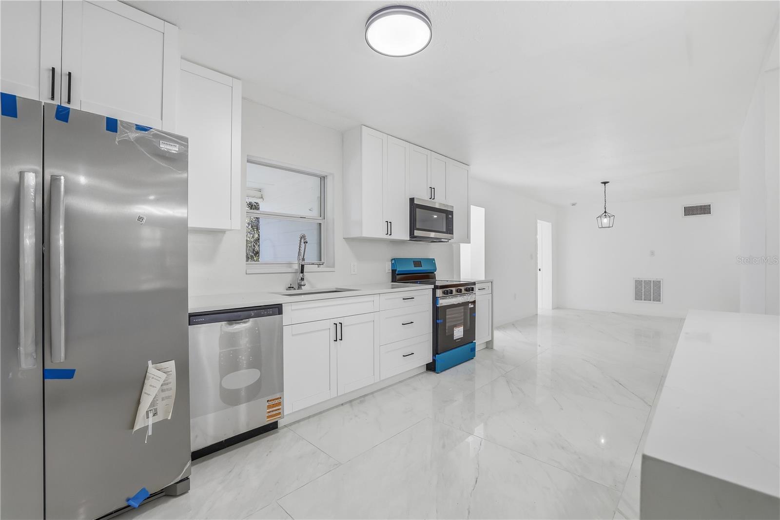 Image 14 of 43 For 34582 Orchid Parkway