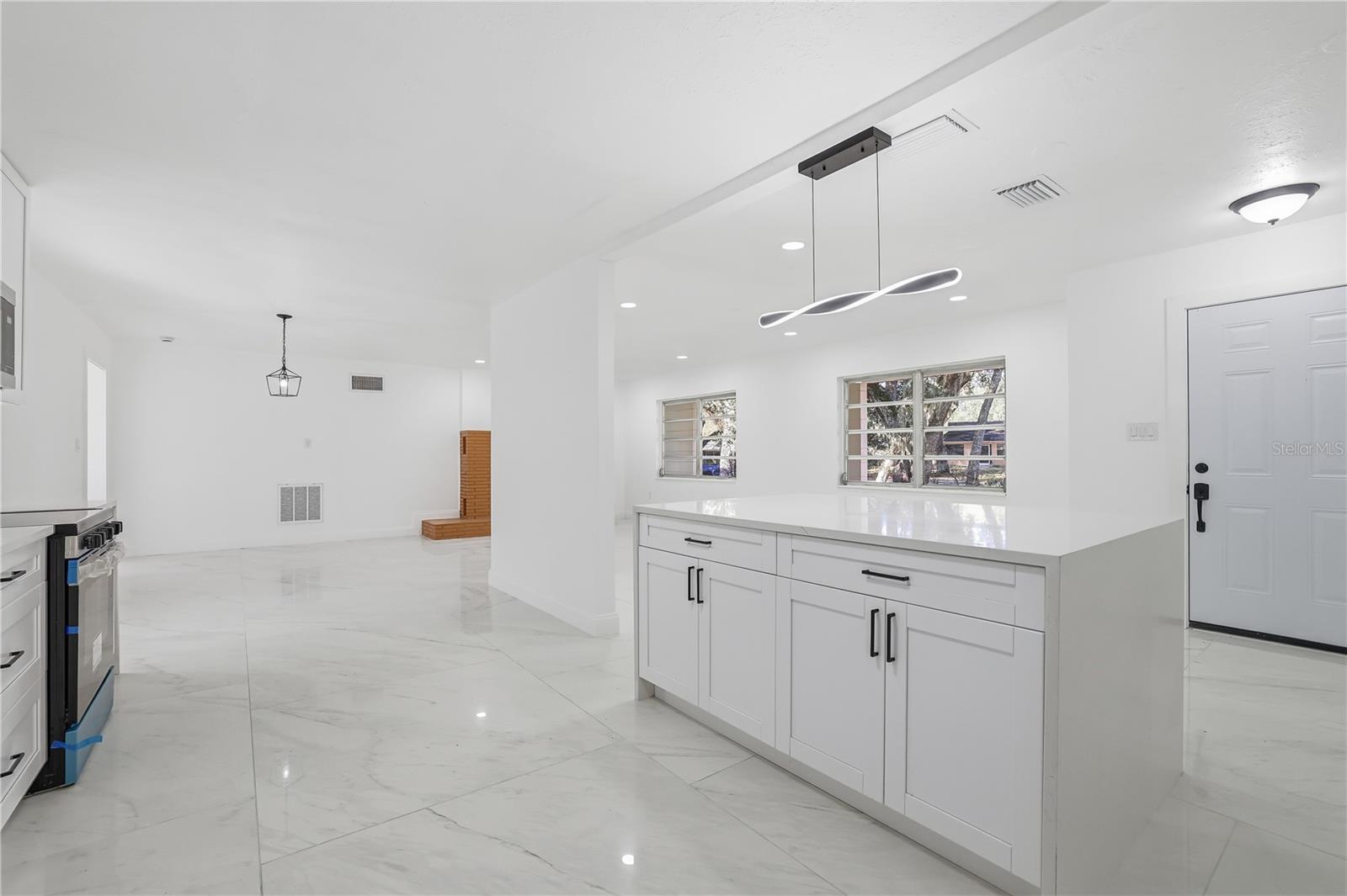 Image 19 of 43 For 34582 Orchid Parkway