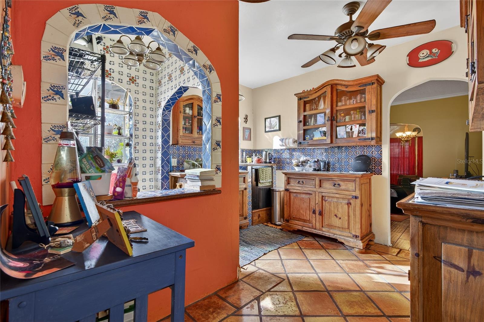 Listing photo id 8 for 1321 28th Street N