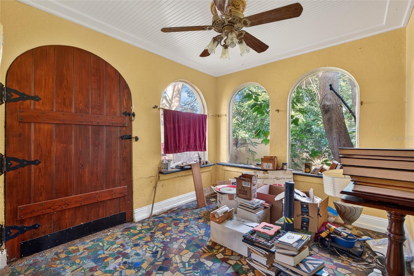 Listing photo id 4 for 1321 28th Street N