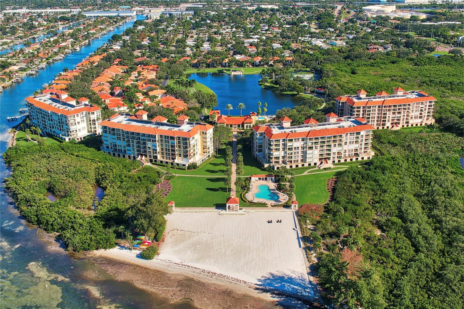 Image 52 of 62 For 4737 Dolphin Cay Lane S 207