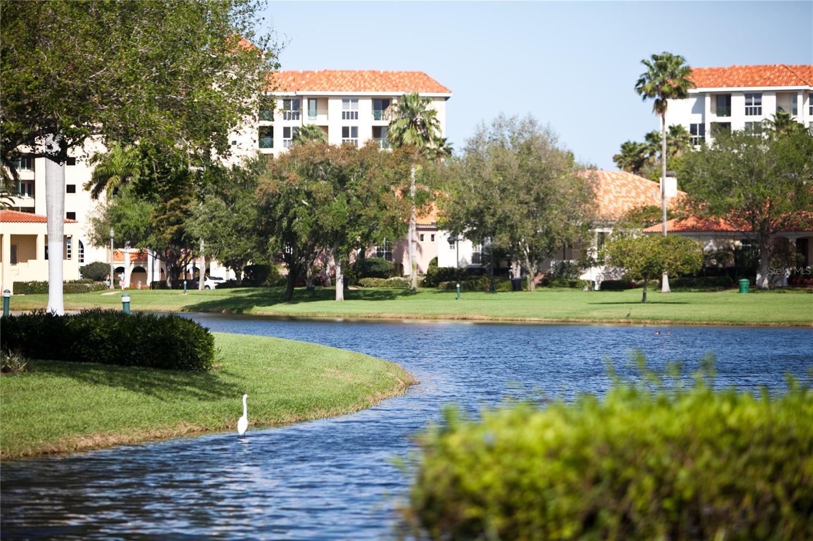 Image 54 of 62 For 4737 Dolphin Cay Lane S 207