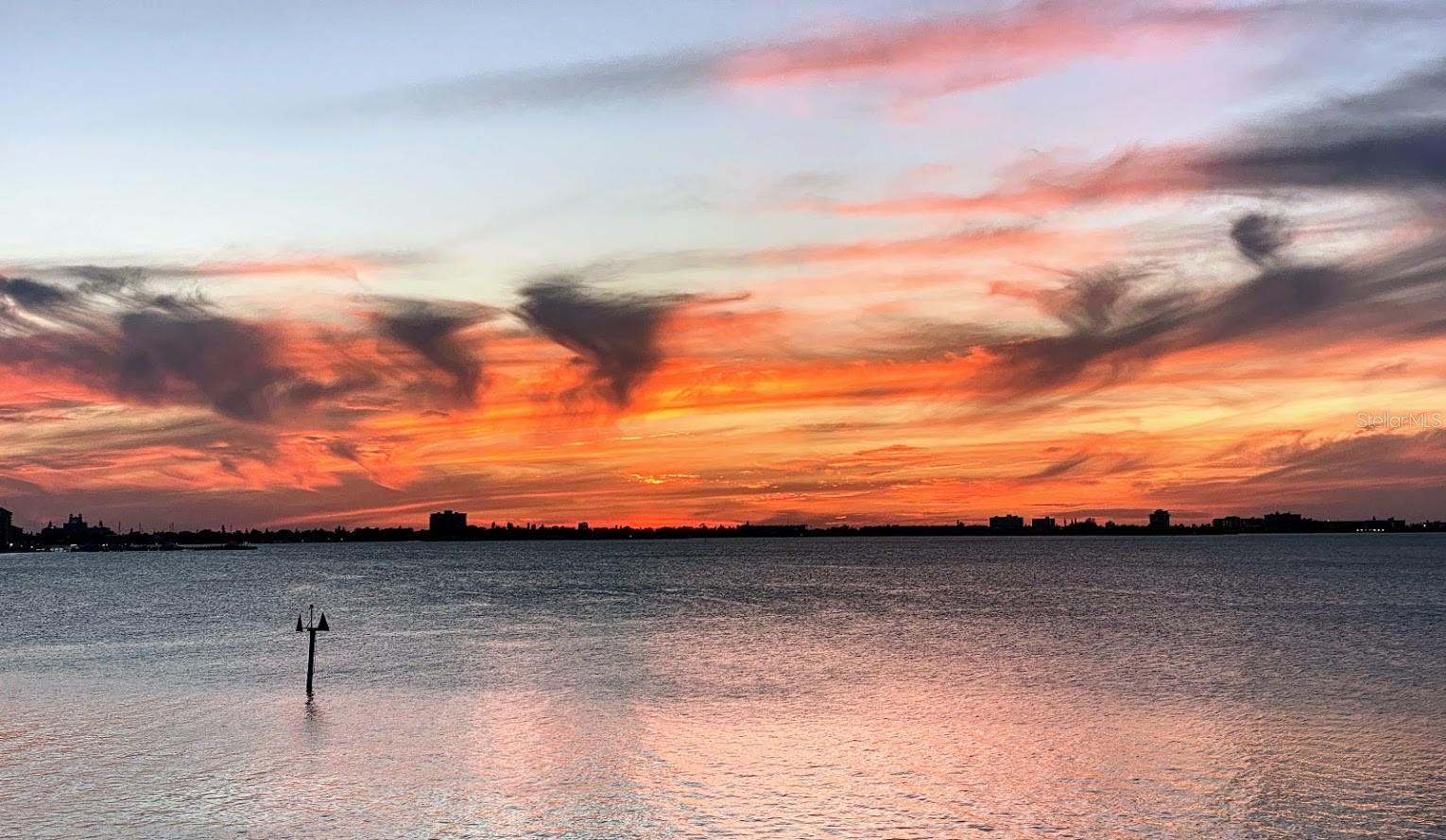 Image 61 of 62 For 4737 Dolphin Cay Lane S 207