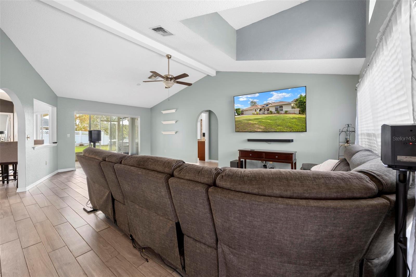 Image 12 of 51 For 5178 Roble Avenue