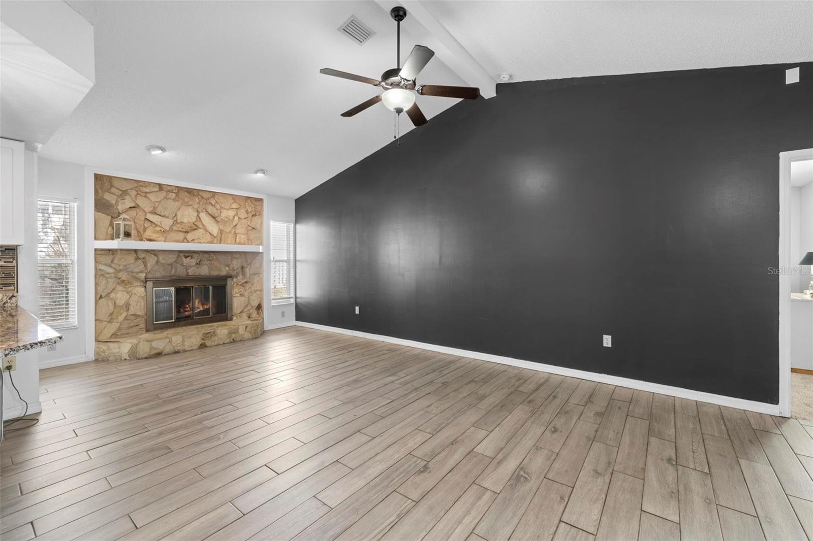 Image 29 of 51 For 5178 Roble Avenue