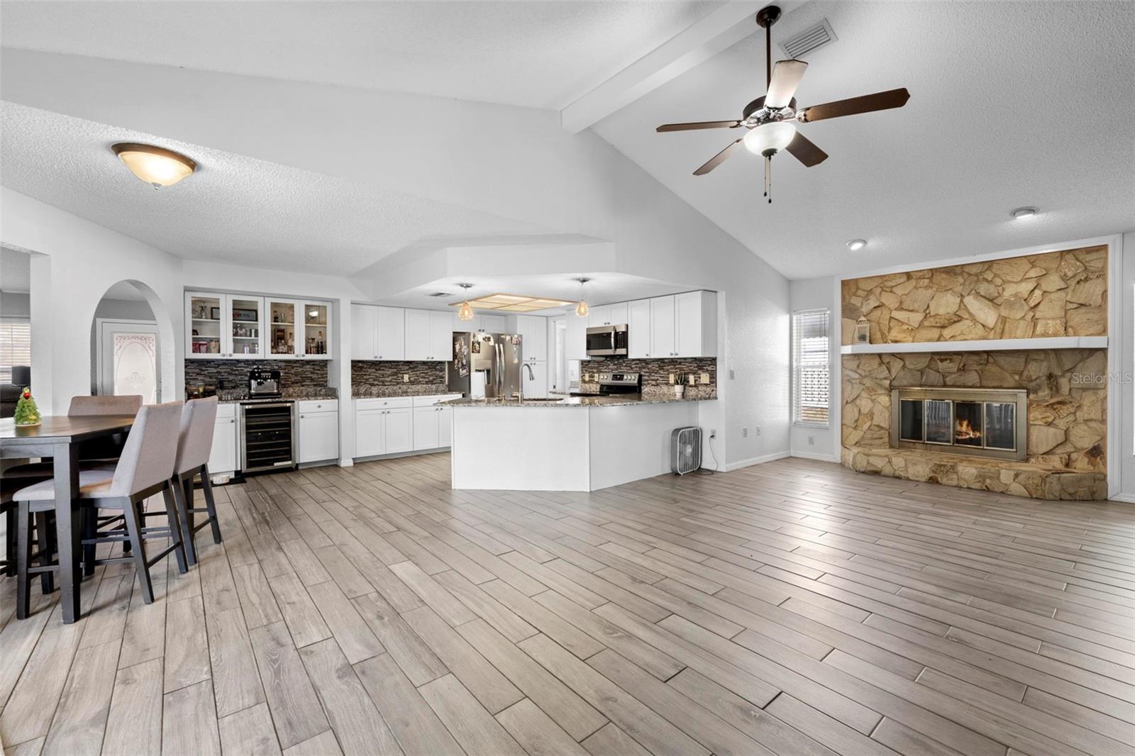 Image 31 of 51 For 5178 Roble Avenue